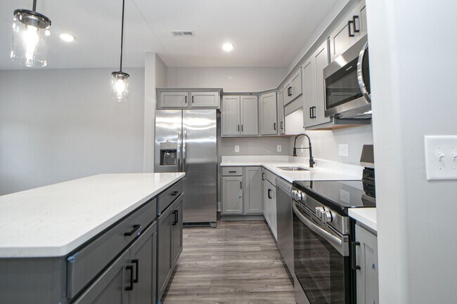 Building Photo - 1606 Jonathan Wade Cir