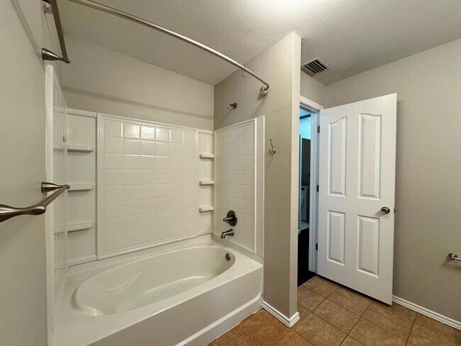 Building Photo - Location, Location, Location!