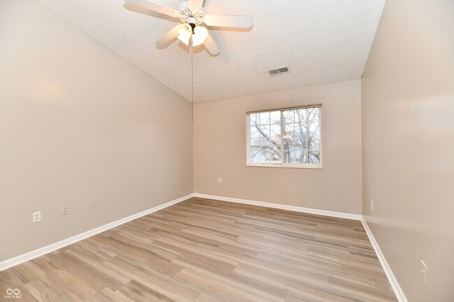 Building Photo - 209 Faulkner Ct