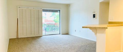 Building Photo - 360 Rosecrans St