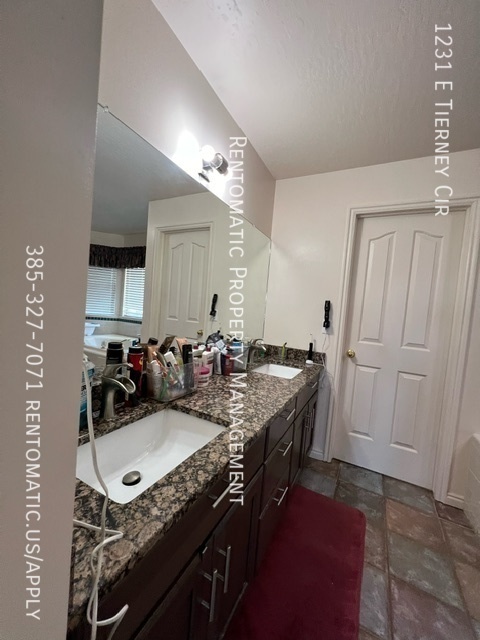 Building Photo - 1231 Tierney Cir