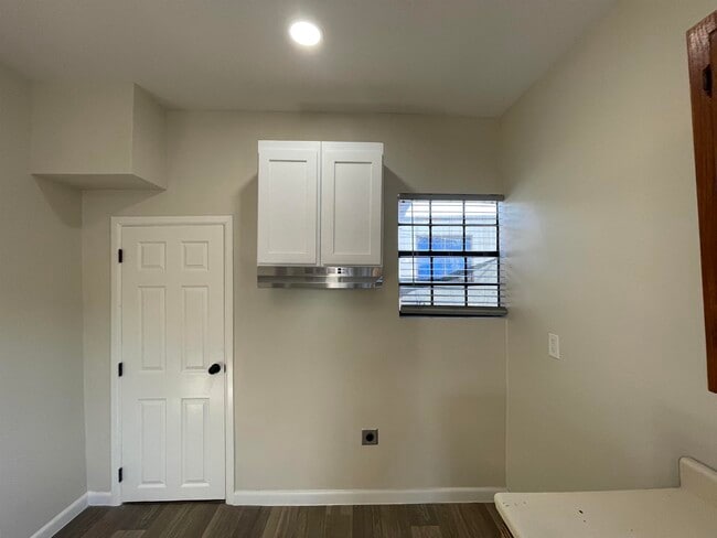 Building Photo - 1509 Monterrey Ave
