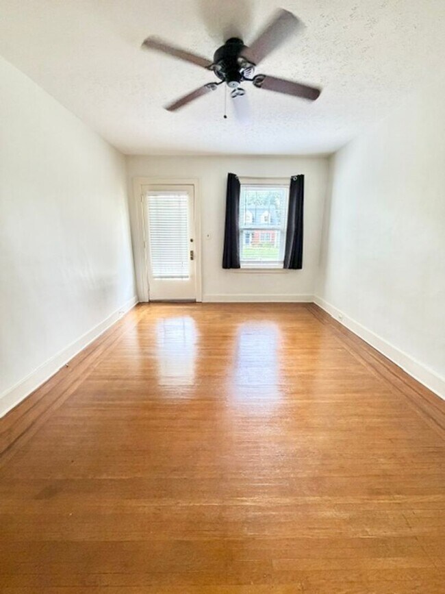 Building Photo - 1623 Norris Pl