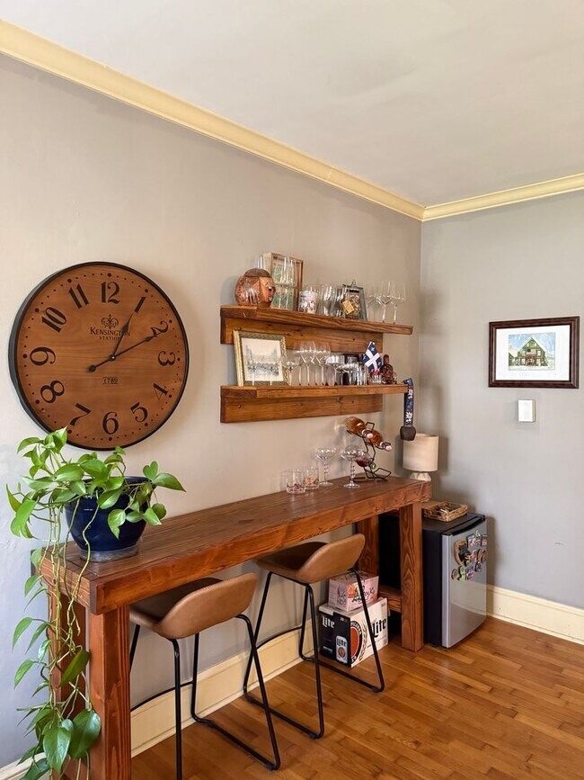 Building Photo - 207 Gran Ellen