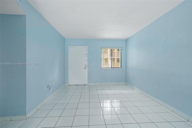 Building Photo - 5490 W 21st Ct