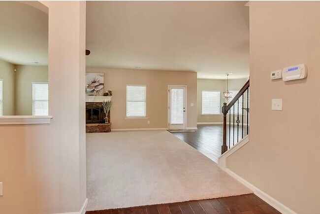 Building Photo - 151 Seaton Ave