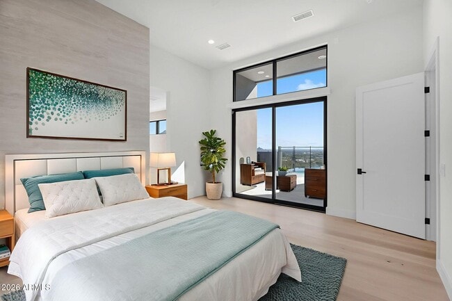 Building Photo - 6975 North 39th Pl