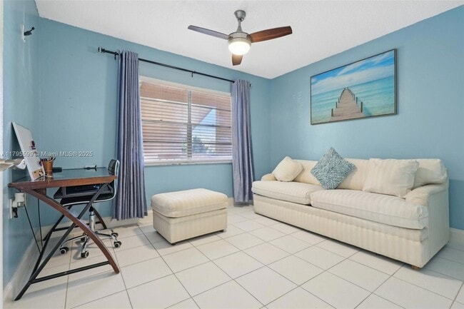 Building Photo - 1210 Bahama Bend