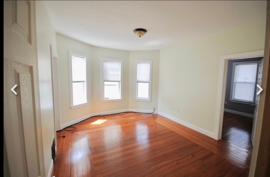 Building Photo - 1085 Dorchester Ave