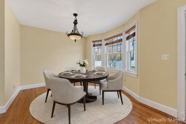 Building Photo - 6 Adams St