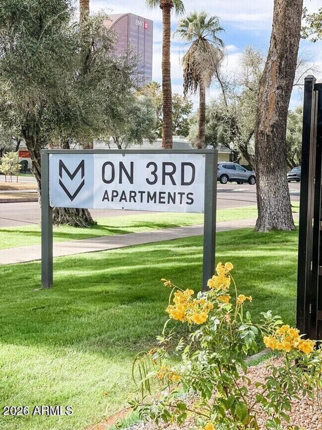 Building Photo - Nice studio apartment in Phoenix!