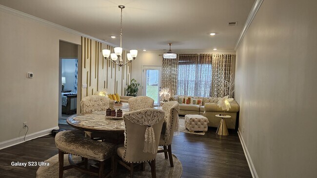 Primary Photo - 1657 Pendula Ln