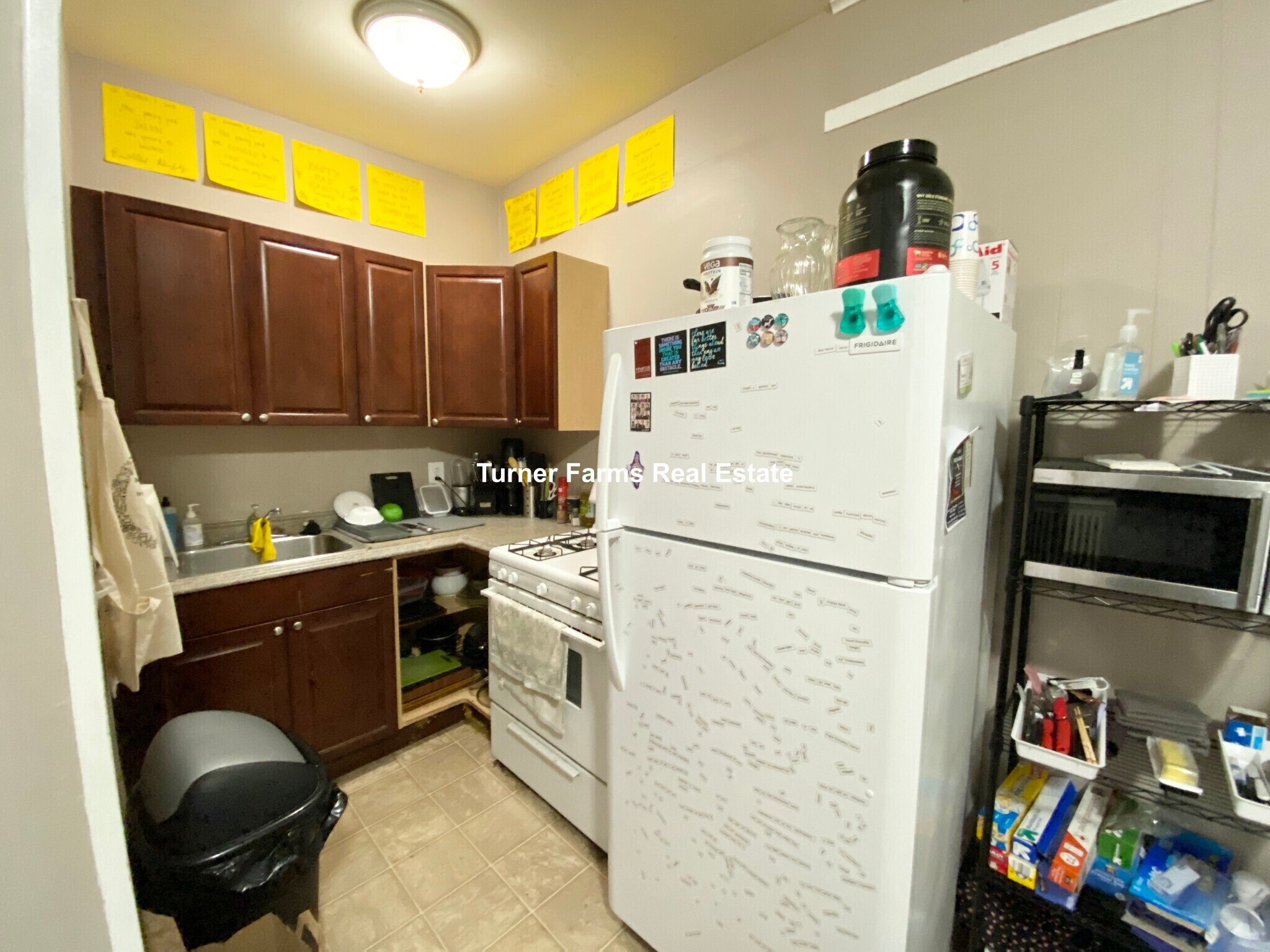 Building Photo - 456 Park Dr