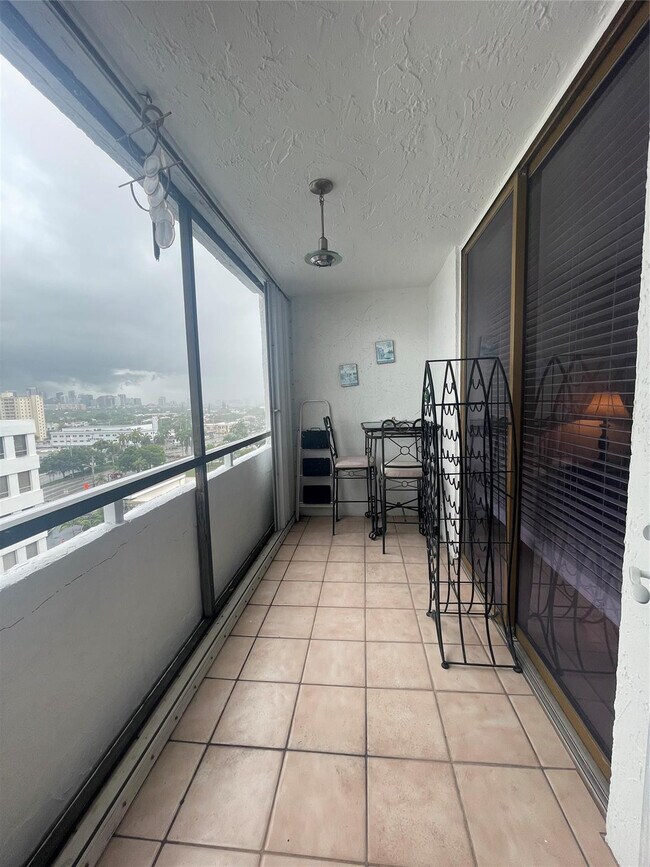 Building Photo - 1160 N Federal Hwy