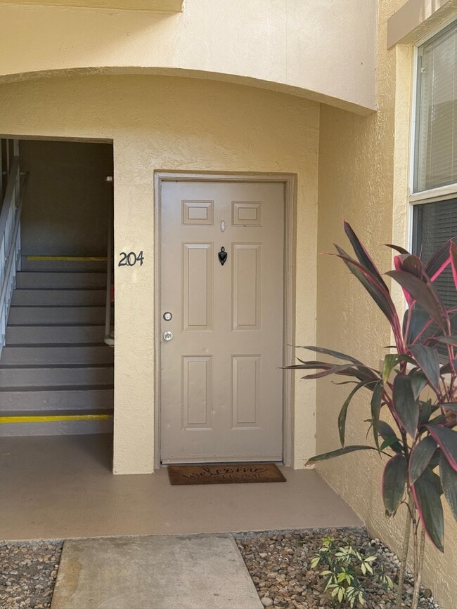 Building Photo - 2040 Greenview Shores Blvd
