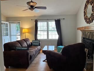 Building Photo - 20 Sunrise Cir