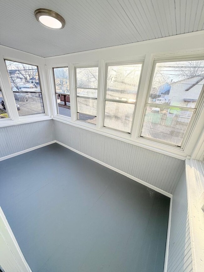 Building Photo - 39 Farren Ave