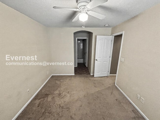 Building Photo - 10158 Autumn Blaze Trail