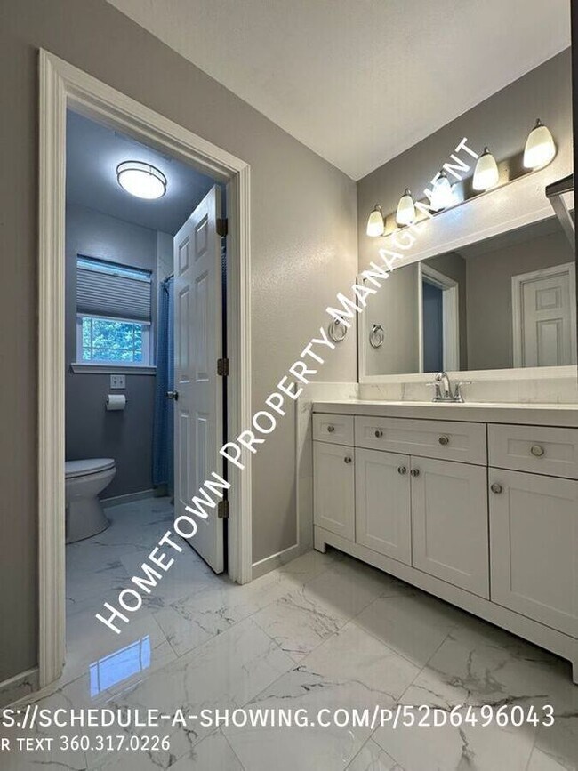 Building Photo - 5036 Chambers Creek Loop SE