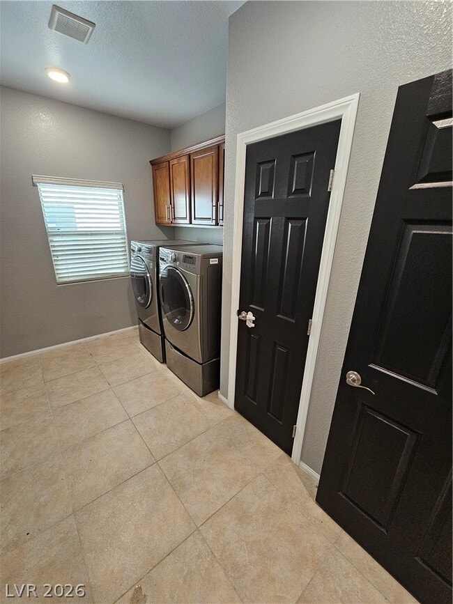 Building Photo - 8058 Minots Ledge Ave