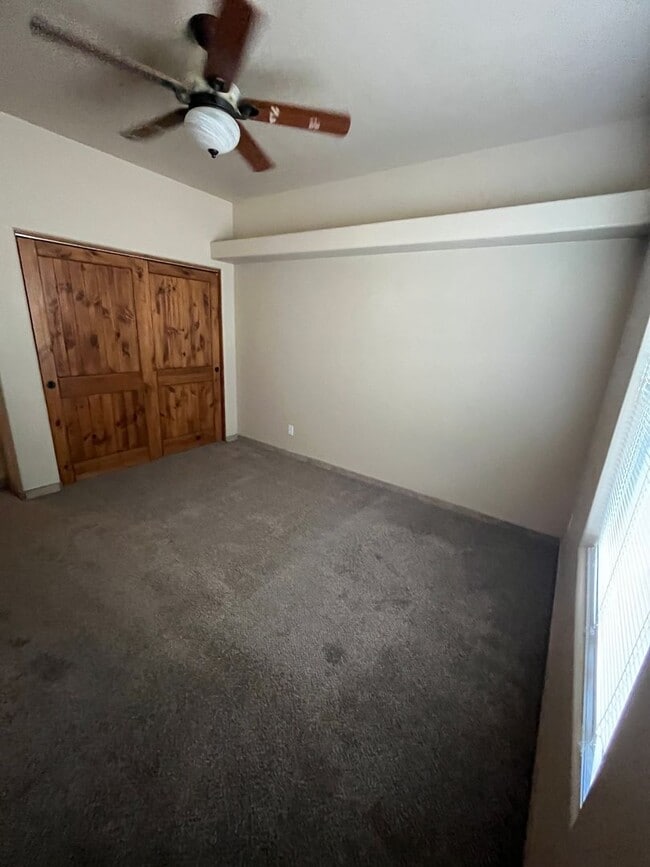Building Photo - Beautiful 3 Bedroom Home! Available Now!