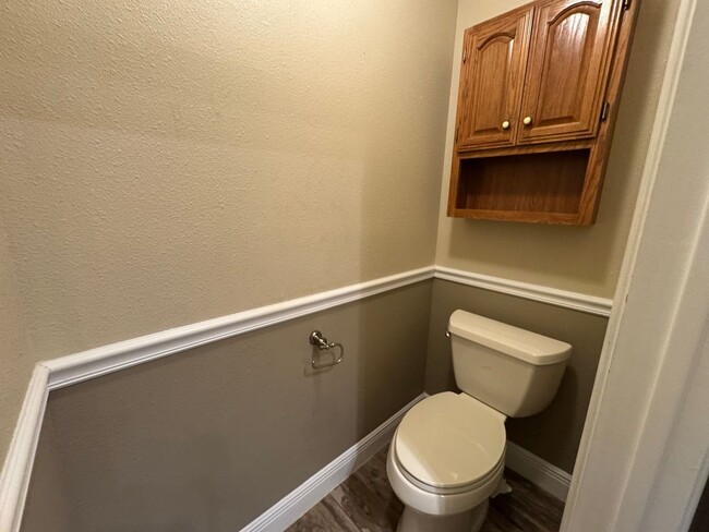 Building Photo - In Converse Texas 4 Bedroom 2 Bath Plus 2 ...