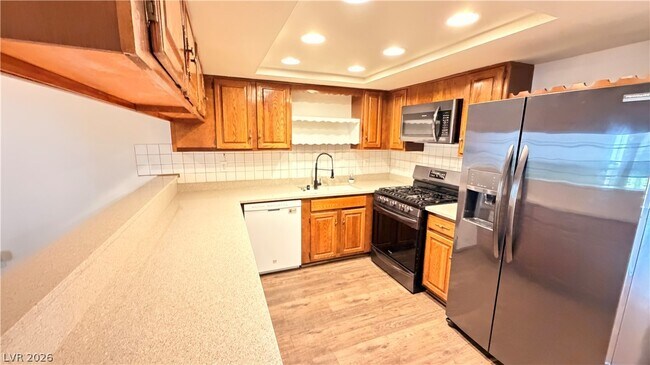 Building Photo - 2783 Carnation Ln