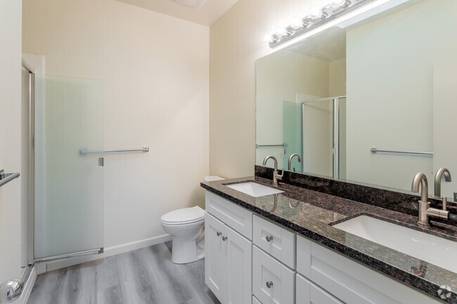 3BR, 2.5BA - 1390 - 20 McAker