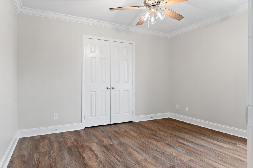 Building Photo - 107 Fox Trot Ln