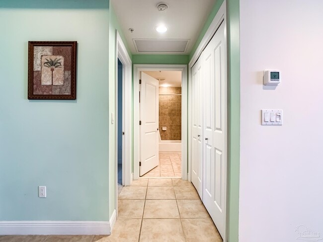 Building Photo - 645 Lost Key Dr