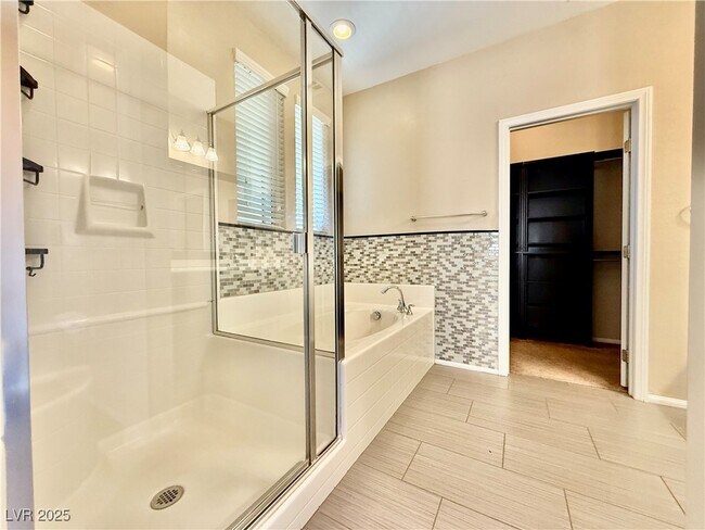 Building Photo - 5369 Alden Glen Dr