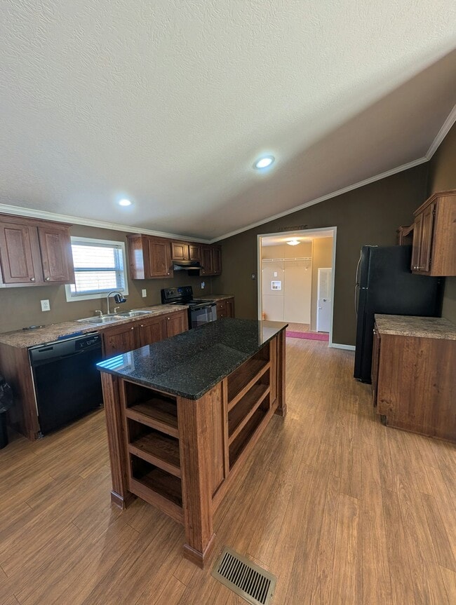 Building Photo - 8030 Hwy 53