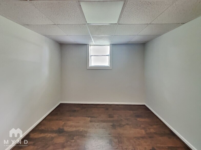 Building Photo - 95 Academy St