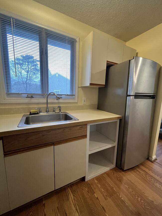 Building Photo - 2743 Cranberry Hwy