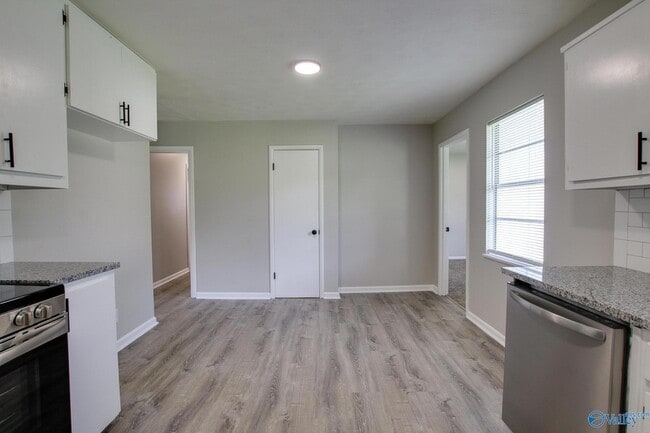 Building Photo - 629 Dawson Terrace NW