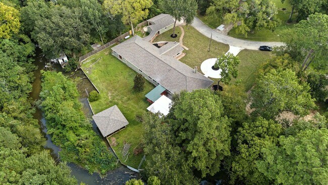 Building Photo - 1506 Shady Glen Dr