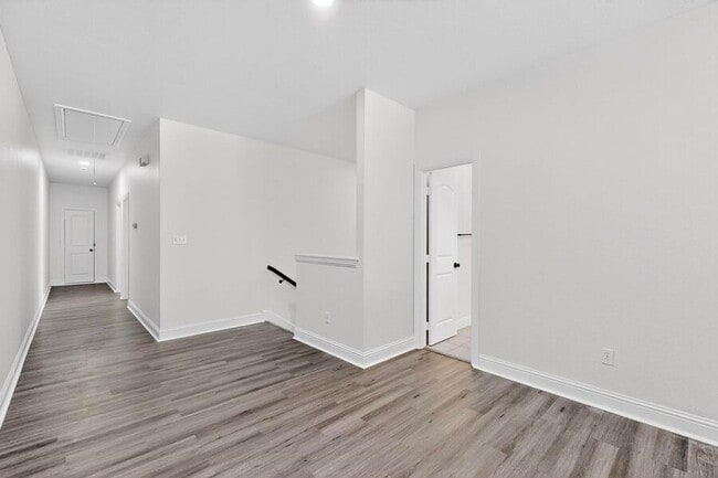 Building Photo - 4803 Birchman Ave