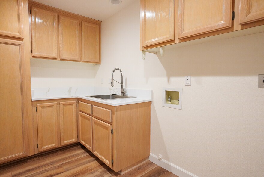 Laundry Room - 16880 Saint James Dr