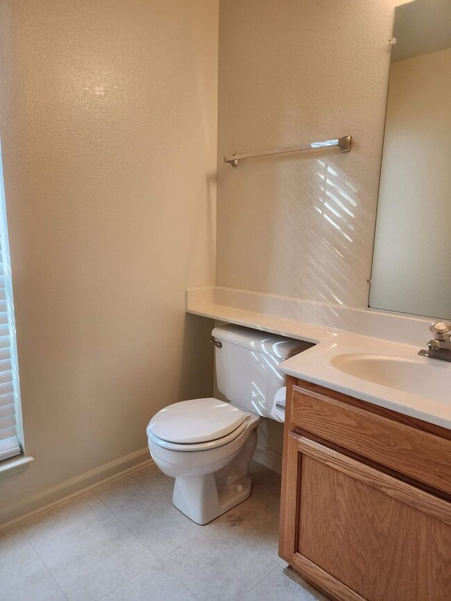 Building Photo - Beautiful Northwest Reno Home!