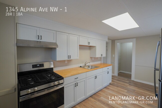 Building Photo - 1345 Alpine Ave NW