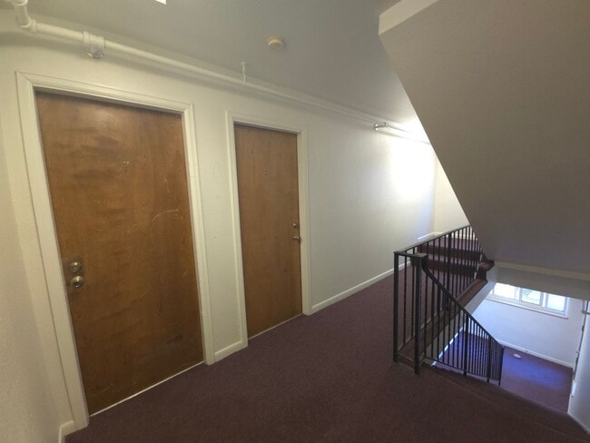 Interior Photo - 1020 14th