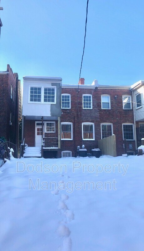 Building Photo - 1130 W Grace St