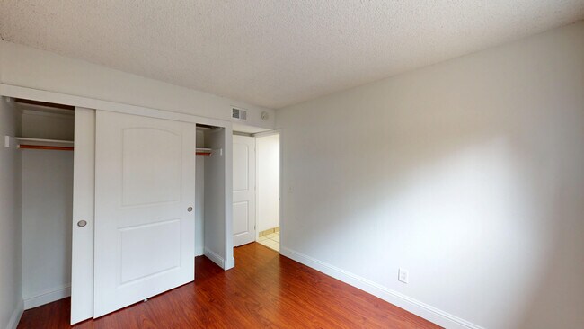 Building Photo - 18181 Happy Ln