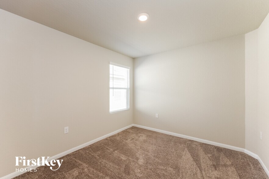 Building Photo - 4435 Meadowland Pl