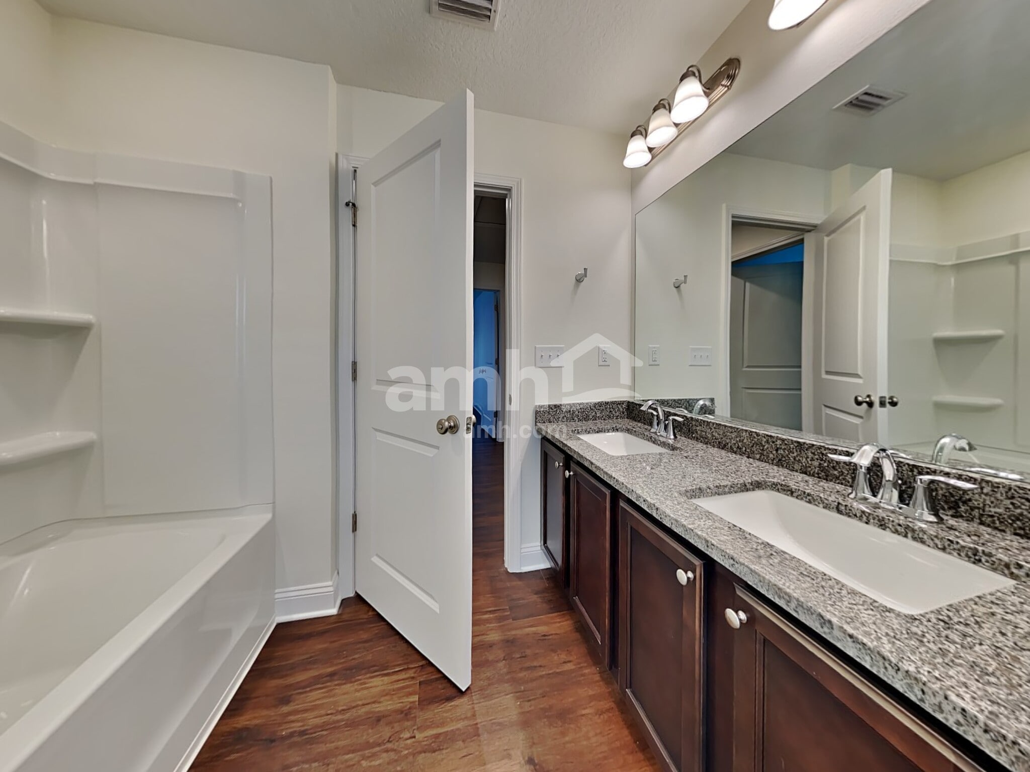 Building Photo - 283 Banyan Frst Dr