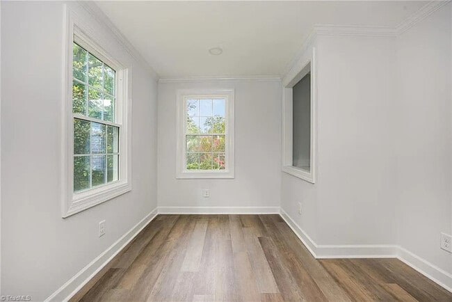 Building Photo - Earn Wealth While Leasing - Like a Homeown...