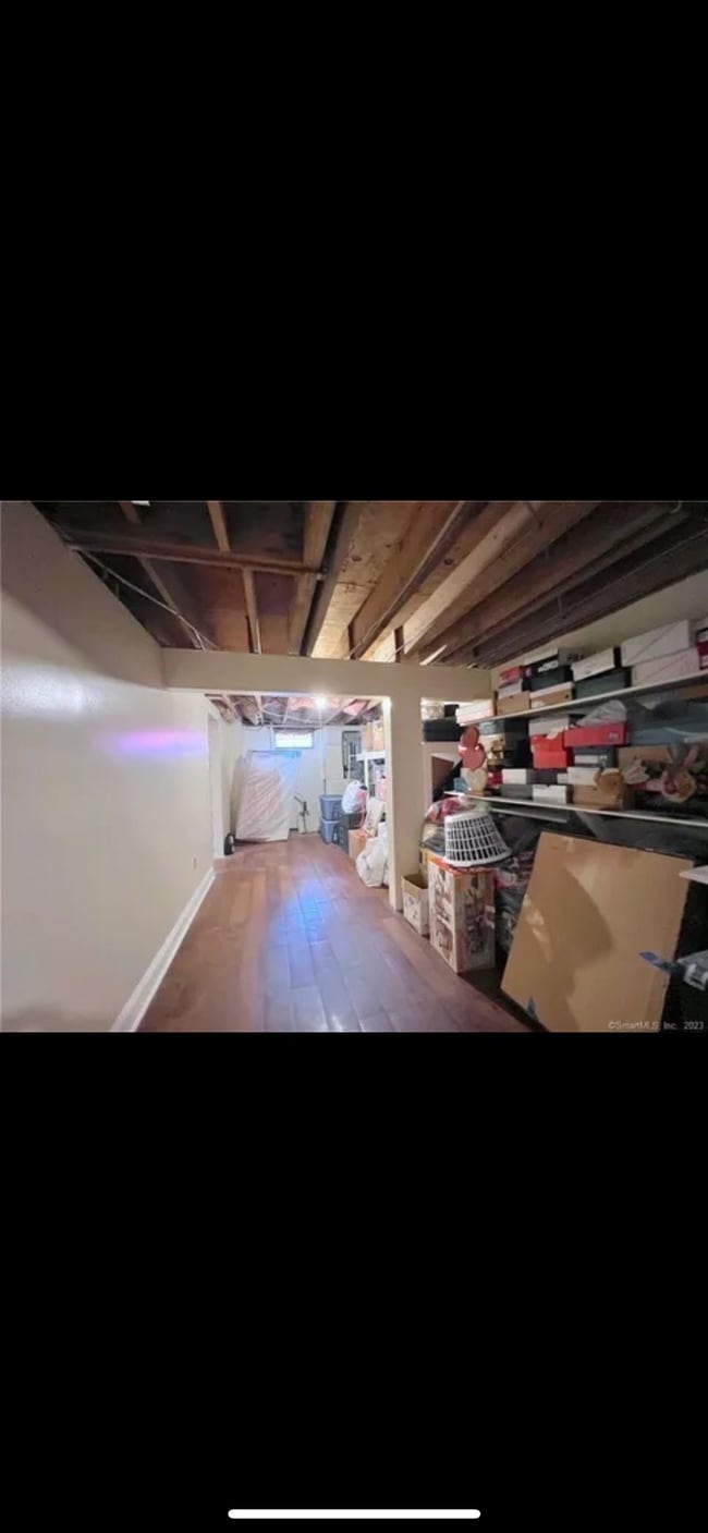 Building Photo - 68 Janet Cir