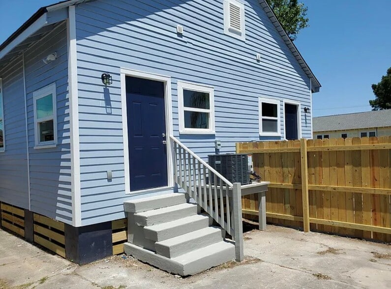 Building Photo - 2726 O'Reilly St