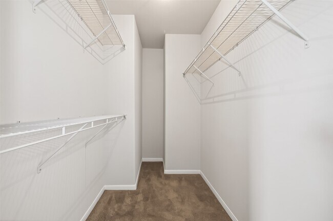 Building Photo - 1411 Heathcote Ln