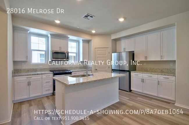 Building Photo - 28016 Melrose Dr